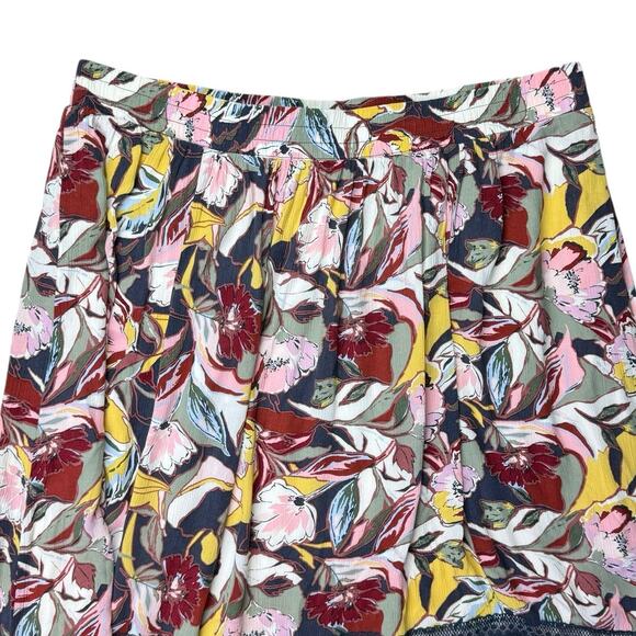 Torrid Plus Maxi Crinkle Gauze Hi-Low Pull On Colorful Floral Midi Maxi Skirt - Picture 8 of 12